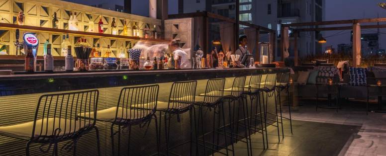 CM_Baitong_Urban_Resort_bar_dakterras