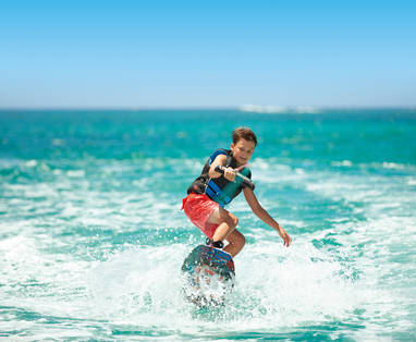 MU_Grand_Baie__Royal_Palm_Beachcomber_watersport