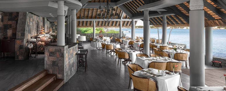 MU_Grand_Baie__Royal_Palm_Beachcomber_la_goelette