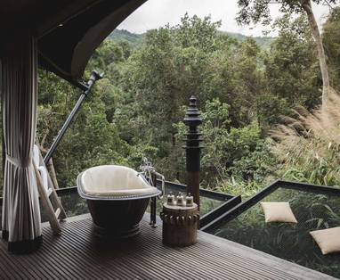 CM_Shinta_Mani_Wild_Bensley_bad_shintamaniwildwild-tent5great-conservationistsv0a5001