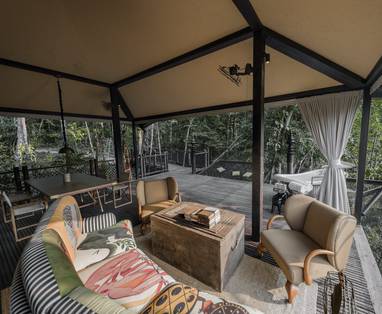 CM_Shinta_Mani_Wild_Bensley_wild_tent_smwild-tent10-04-1