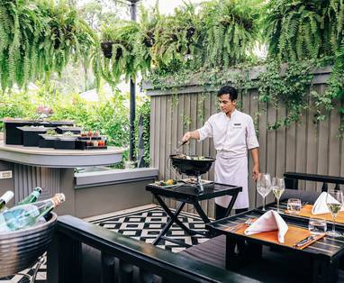 CM_Shinta_Mani_Siem_Reap_restaurant_eten_bbq_bcsmsr-villa-dining