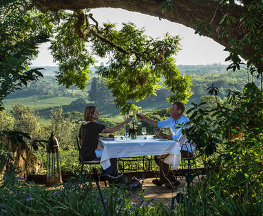 Diner voor twee bij Gibb's Farm in de Ngorongoro Conservation Area