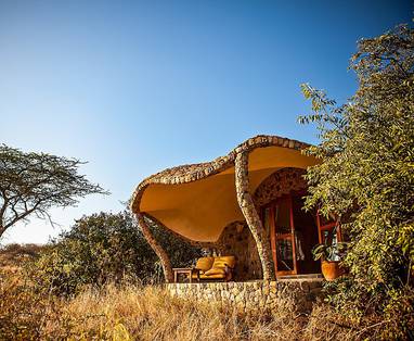 KE_Lewa_House_buiten_earthpod-w1280h720