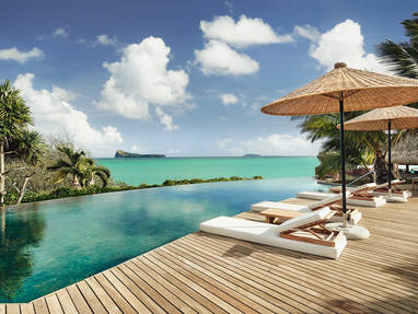 MU_Paradise_Cove_boutique_hotel__pool