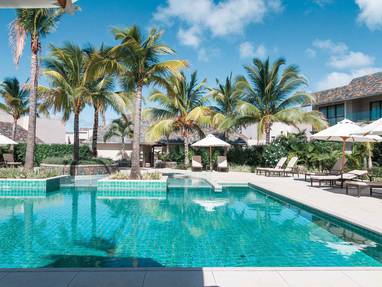 MU_Anahita_Golf___Spa_resort_pool