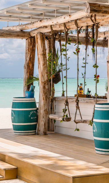 MU_Four_Seasons_Mauritius_at_Anahita_beach