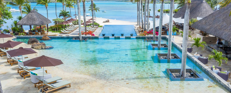 MU_Four_Seasons_Mauritius_at_Anahita_pool