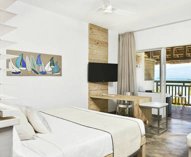 MU_Zilwa_Attitude_couple_privilege_suite_beachfront_(2)