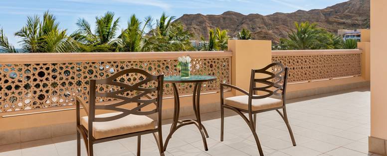 5._Al_Bandar_One_Bedroom_Suite_-_Balcony