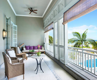 MU_St._Regis_Mauritius_Manor_House_Suite_Terrace_with_view_on_the_Ocean_(1)