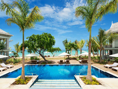 MU_St._Regis_Mauritius_pool