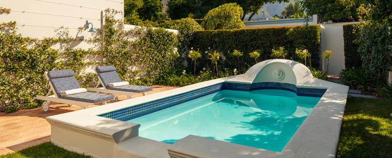 ZA_Le_Quartier_Français_-_Pool_Suite_-_Pool_area_(2)