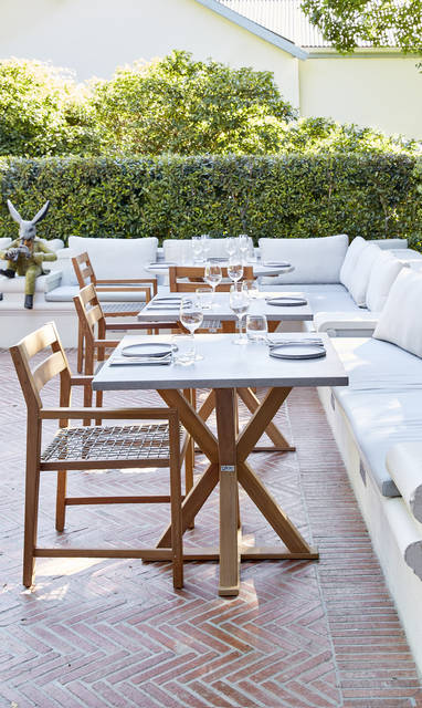 ZA_Le_Quarier_Français_Protégé_Exterior_(1)