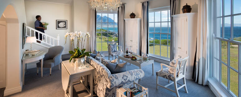 ZA_The_Marine_Premier_Suite_(2)