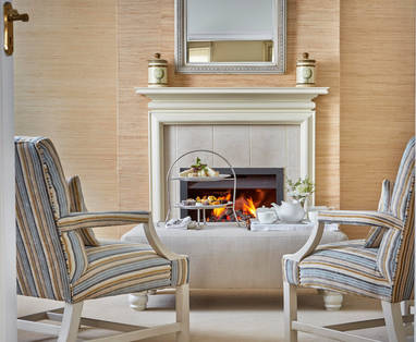 ZA_The_Marine_Premier_Suite_lounge_fireplace