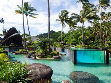 Laucala hoofdzwembad