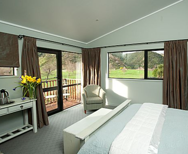 NZ_Gisborne_Knapdale_Lodge_Kauri_Suite_2