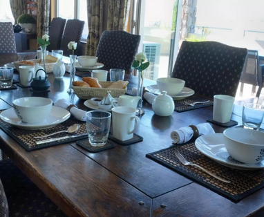 NZ_Taupo_Tauhara_Sunrise_Lodge_breakfast