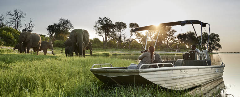 BW_Chobe_Chilwero_boat_SR002354