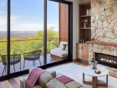 AU_Adelaide_Hills_Sequoia_Lodge_Suite_view