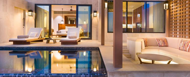Alila-Hinu-Bay-Pool-Villa-Night-View-Outside-min