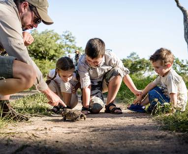 sweni_lodge-kindvriendelijk-safari-wandeling-min