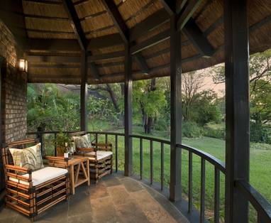 uitzicht tuin bij Stanley & Livingstone in Zimbabwe