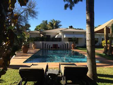 Armadale Lodge zwembad 2