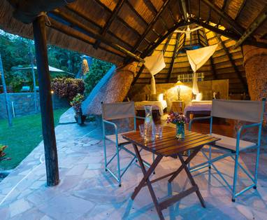 Hornbill Lodge kamer terras