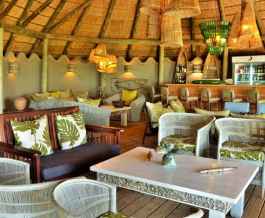 Bakwena_lodge_-_lounge_-_botswana_-_chobe_national_park_1