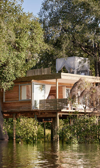 Victoria Falls River Lodge treehouse starbed 2
