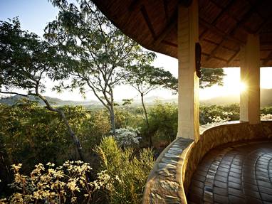 Uitzicht vanaf de lodge bij Musangano Lodge in Zimbabwe