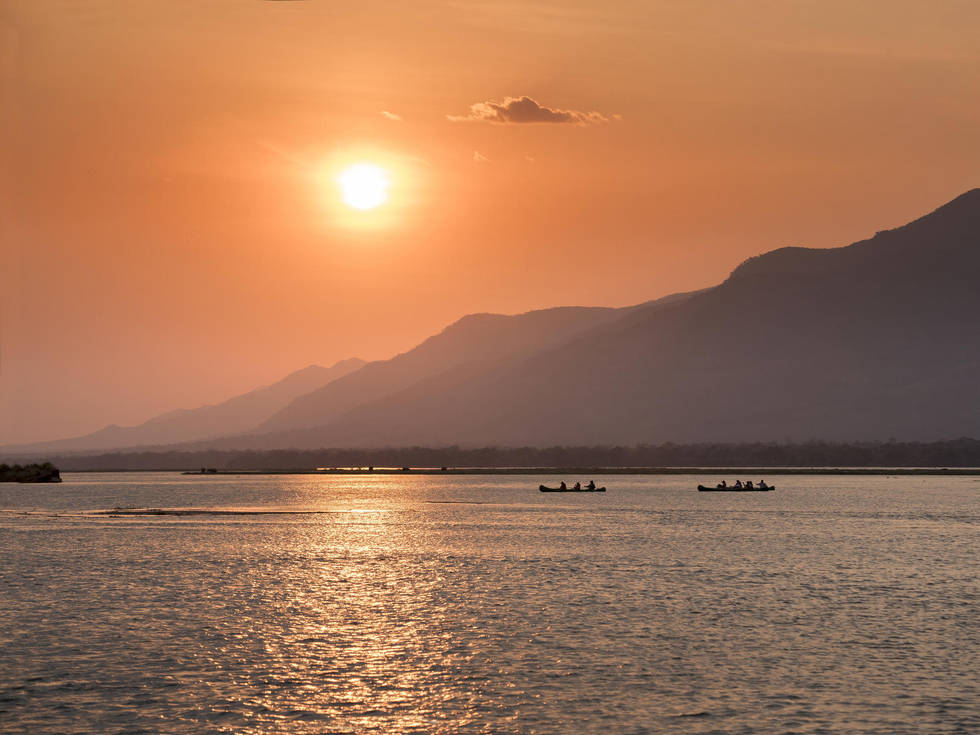 omgeving zambezi bij Nyamatusi Camp, Mana Pools NP in Zimbabwe