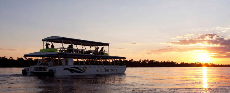 Zambezi cruise in Zimbabwe