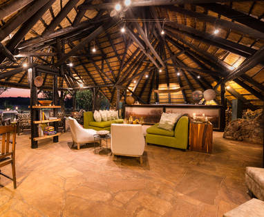 lounge bij Ongava Tented Camp in Namibië