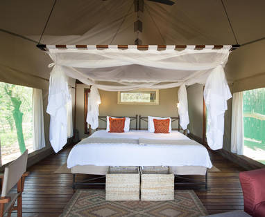 inrichting tent bij Ongava Tented Camp in Namibië