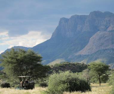 4x4 safari bij Hohenstein lodge in Namibië