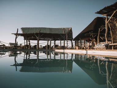Pool_and_Restaurant_terrace_-_kopie