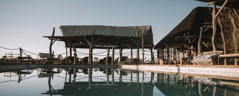Pool_and_Restaurant_terrace_-_kopie