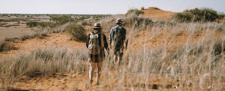wandelen bij Kalahari Red Dunes Lodge in Namibië