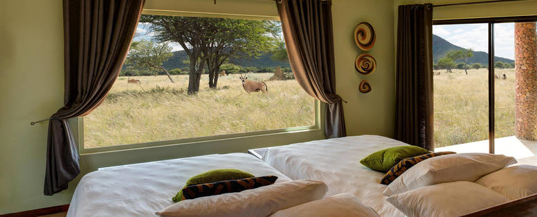 'View Room' inrichting bij Okonjima's Plain Camp