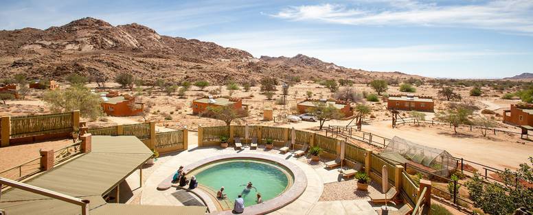 Zwembad bij Klein-Aus Vista in Namibië