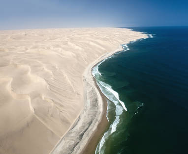 ruige kust bij Swakopmund