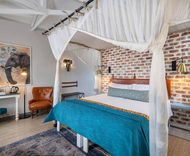 kamer bij Etosha Safari Lodge in Namibië