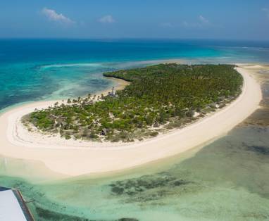 luchtfoto Fanjove Island in Tanzania