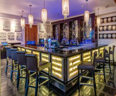 Intercontinental_Tambo_Airport_bar