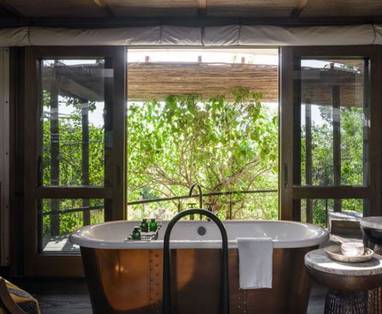 Xigera_Safari_Lodge_suite_bad