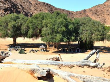 Tentenkamp tijdens privé safari in Namibië