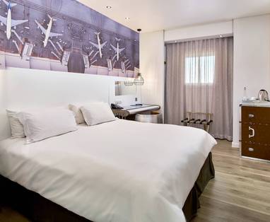 slaapkamer business class bij protea hotel